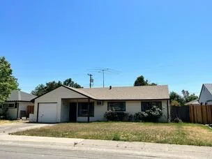 Single-family ranch home from the street